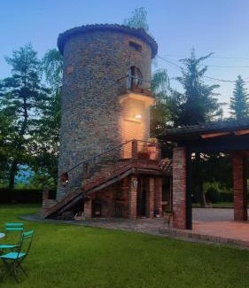 Comunanza House | Villa Montegenco
