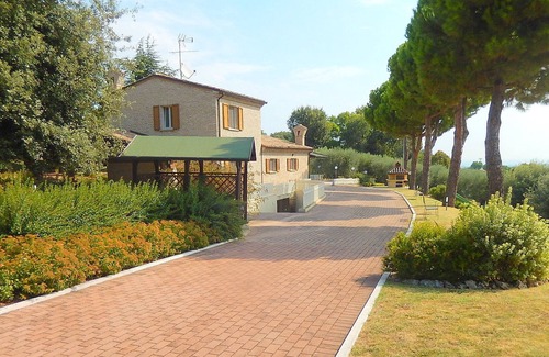 Fano Villa | Villa Montegiove, villa with private pool 3Km from the beach in Fano