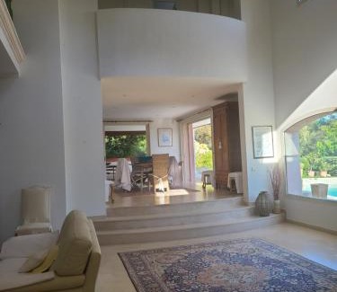 Gareoult House | Villa Mycènes