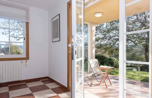 Nigran Villa | Villa Nigrán (238), with garden near the beach