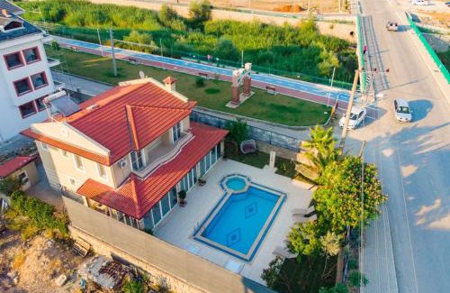 Seydikemer Villa | Villa Nehir