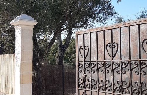 Uzes Villa | VILLA NEUVE STANDING piscine, climatisée aux portes d 'Uzès, Pont du Gard 5 min
