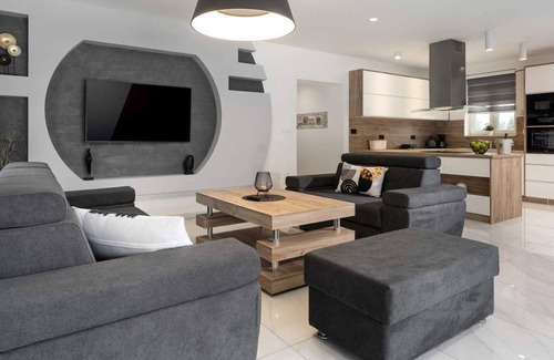 Marceljani House | Villa Nia with swimming pool, Labin