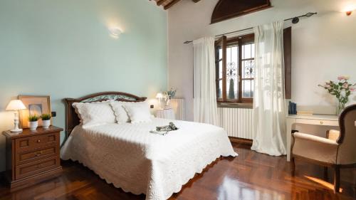 Riparbella Villa | VILLA NIKKA 6, Emma Villas