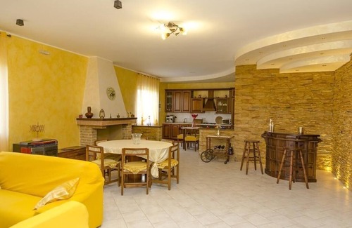 Petacciato House | Villa Nino