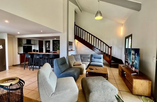 La Possession Villa | Villa Oasis