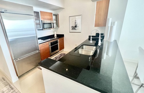 Edgewood Condo | Villa Oasis
