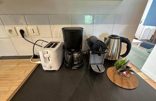 Rognes Villa | Villa of the Platanes – Château Barbebelle Estate