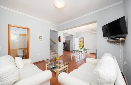 Kateleios Villa | Villa Olga - Three Bedroom Villa, Sleeps 6