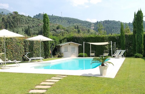 Capezzano Pianore Villa | Villa Oliveta with private pool HEATED FROM 2026.