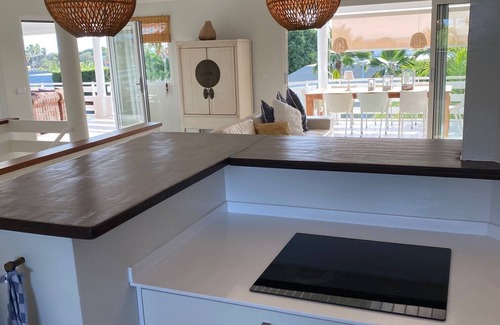 Willemstad Villa | Villa on foot to Mambo Beach