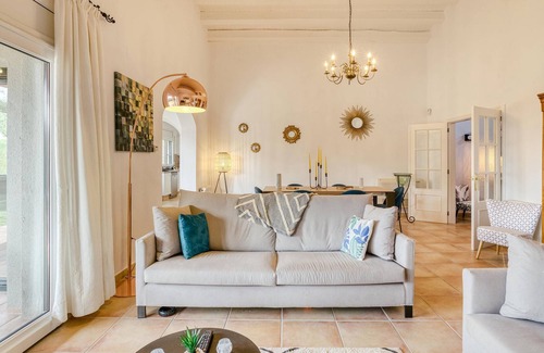 Perelada Villa | "Villa on Golf Course" with Mountain View, Pool, Wi-Fi, A/C, Terrace & Garden