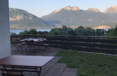 Sevrier House | Villa on the heights near the lake with panoramic views