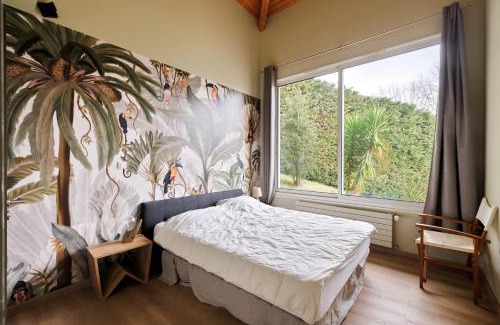 Urrugne Bed & Breakfast | Villa Ongizatea au calme avec piscine et vue montagne