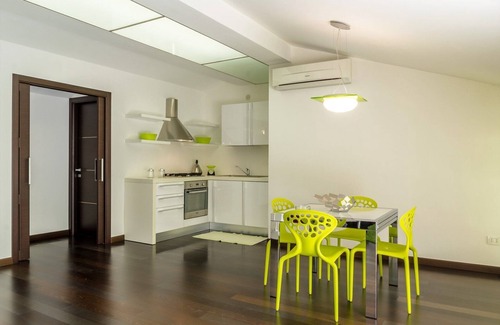 Fondachello Villa | Villa Oras - Garden and pool