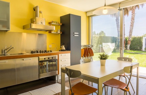 Fondachello Villa | Villa Oras - Garden and pool