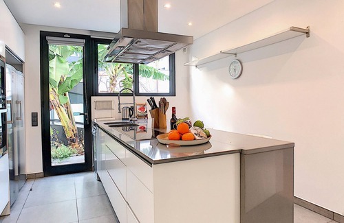 Canico House | Villa Orca by LovelyStay