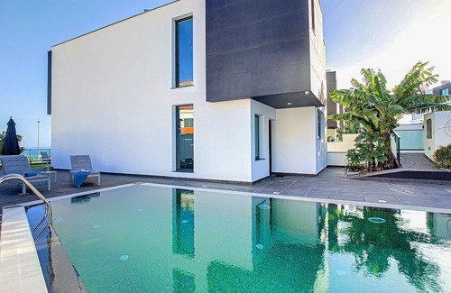 Canico House | Villa Orca by LovelyStay