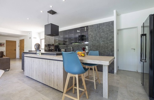 Orsan Villa | Villa Orsan - modern air-conditioned holiday villa