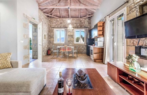 Kardamyli Villa | Villa Palataki III - One Bedroom Villa, Sleeps 2