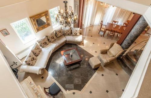 Alexandroupoli Apartment | Villa Palatium