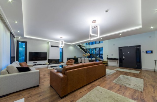 Icmeler Villa | Villa Palmiye Icmeler Daily Weekly Rentals
