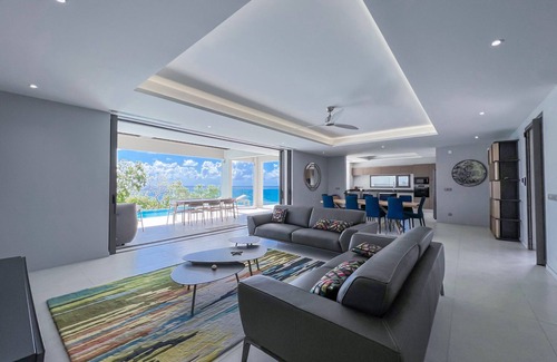 Anse des Rochers Villa | Villa · Panoramic view · Pool & beach access