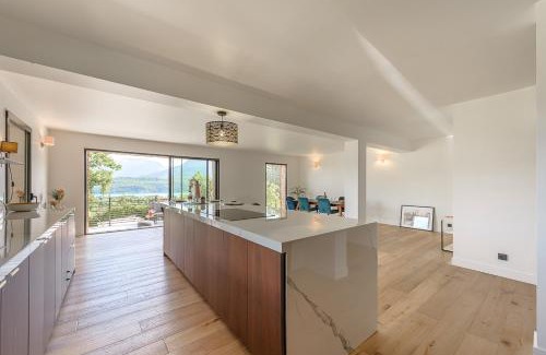 Saint-Jorioz Villa | Villa Panoramiqua - Vue 180 sur le Lac d'Annecy et les montagnes
