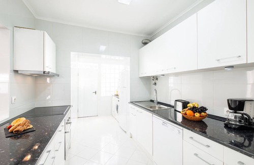 Montechoro Villa | Villa Paradisius