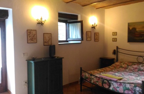Sansepolcro Other | Villa park pool exclusively vacation private parties groups up to 35 seats