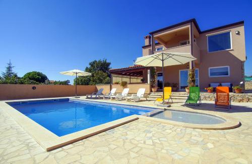 Peruski Villa | Villa Pascal