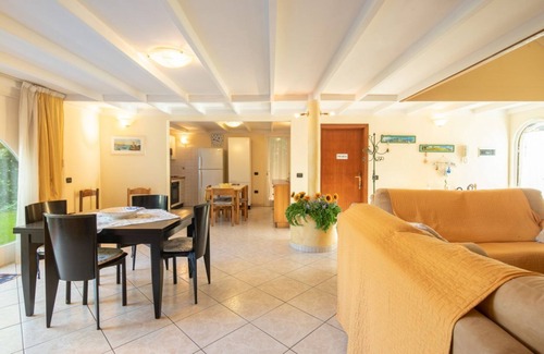 Marina di Massa Villa | Villa Patrice by MMega