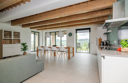 Loro Piceno Villa | Villa Picenum: Luxury and modern six-person vacation home with pool in Le Marche.