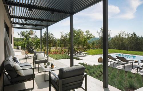 Rasa House | Villa Pine Tree