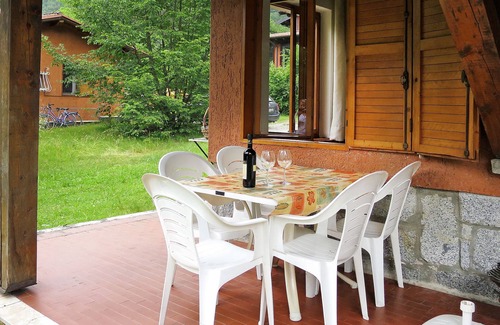 Vesta House | Villa Pineta by Interhome