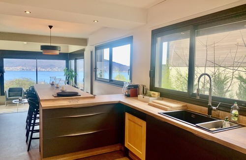 Veyrier-du-Lac House | Villa Pladia