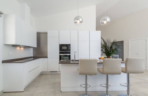 Salobrena Villa | Villa Plata - Brand new luxury villa with heated pool and amazing views