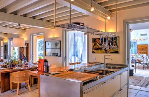 Campiglia Marittima Villa | VILLA POETA - Six Bedroom Villa, Sleeps 12