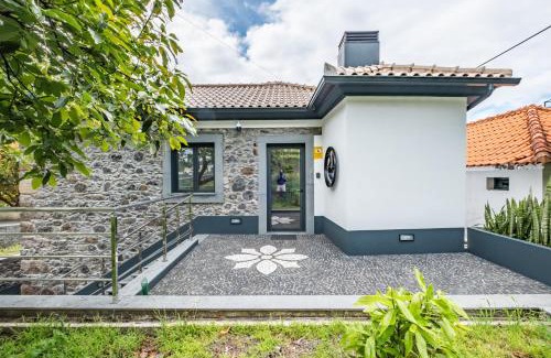 Sao Vicente Villa | Villa Pomar, By OP