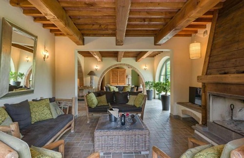 Montaione Villa | Villa Popillo by Halldis
