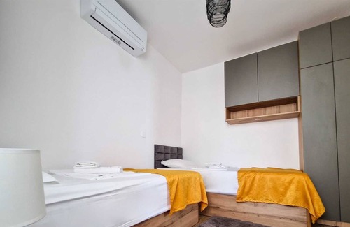 Zrce Villa | Villa Presley with private jacuzzi