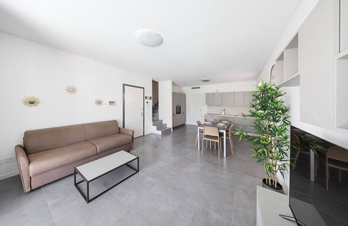 San Benedetto di Lugana Villa | Villa Prestige 23 with pool