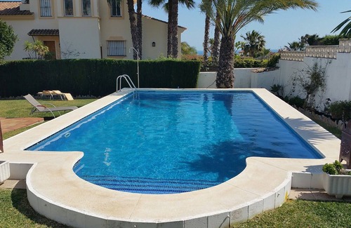 La Gaspara Villa | Villa privée pour famille de 5 personnes avec grande piscine et jardin .