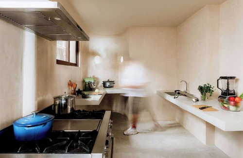 Zona Hotelera House | Villa Privada | Fully-Staffed Beachfront Getaway