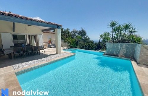 Cabris Villa | Villa private pool sea view