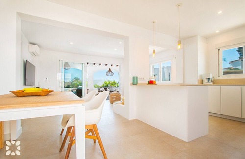 Urbanitzacio la Fustera Villa | Villa PURA VIDA by Abahana Villas