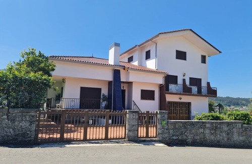 Quintiaes Cottage | VILLA QUINTIÃES WITH PRIVATE POOL AND GARDENS