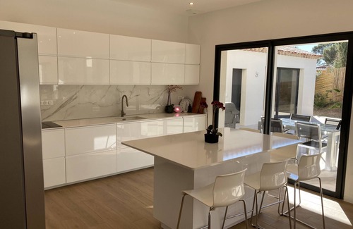 Saint-Raphael Villa | Villa Récente de Standing 210m² Piscine 16 Personnes 5 mn de la mer