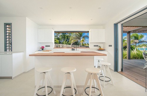 Le Vauclin Villa | Villa Raymaude, luxury villa with pool access and direct access to the sea
