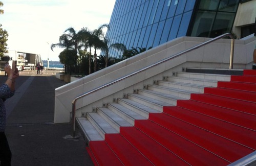 La Roquette-sur-Siagne House | VILLA RENTAL WITH PRIVATE POOL 4/6/8 PERS EDGE SEMI-DETACHED VILLAGE IN CANNES